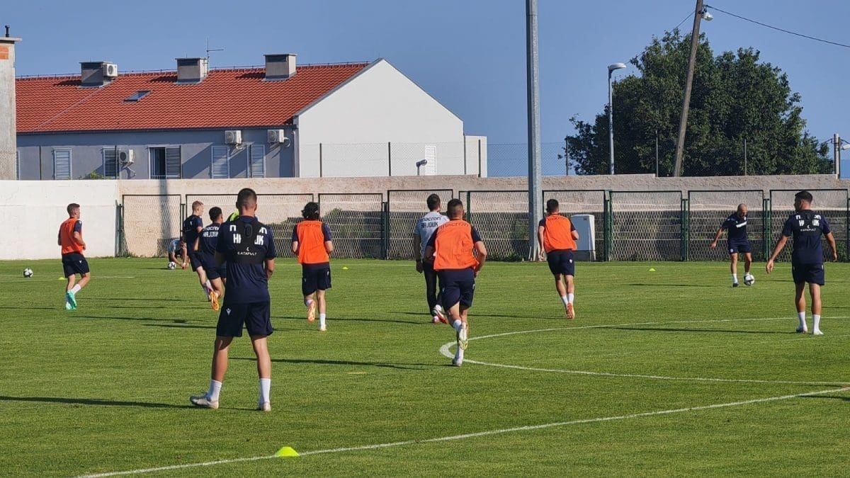 prvi trening bilih 18 