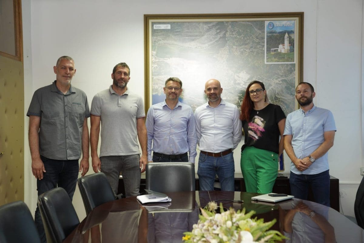 SOLIN DOBIO SUPERBRZI INTERNET Tri tisuće kućanstava ima mogućnost spojiti se na ovu mrežu