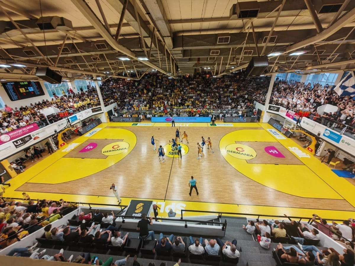 split zadar naslovnica 1 