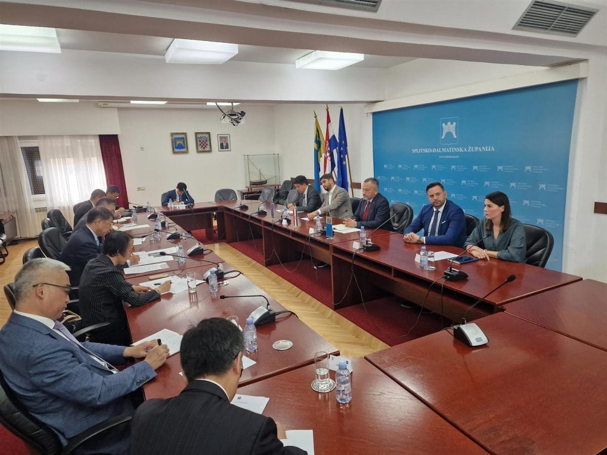 Izaslanstvo Svekineskog narodnog kongresa u posjetu Splitsko-dalmatinskoj županiji