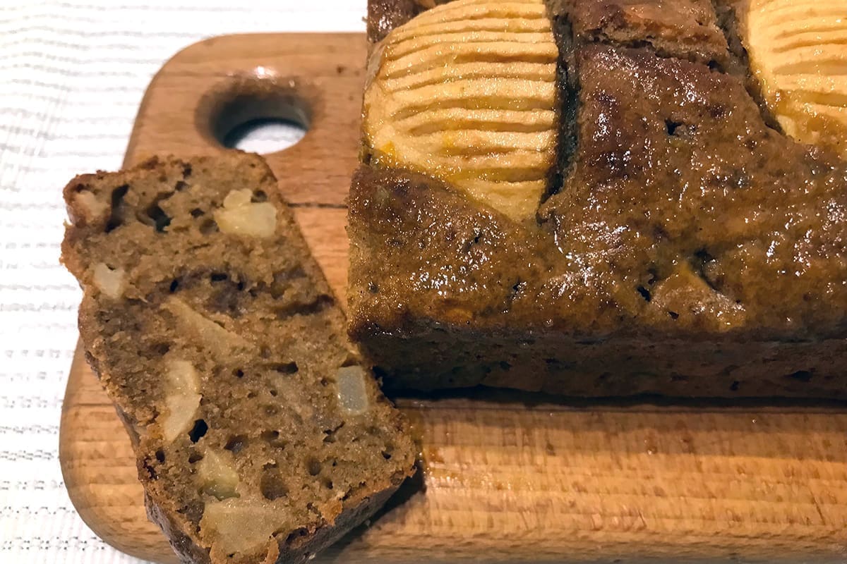 Kolac s jabukama i mascarponeom 2 