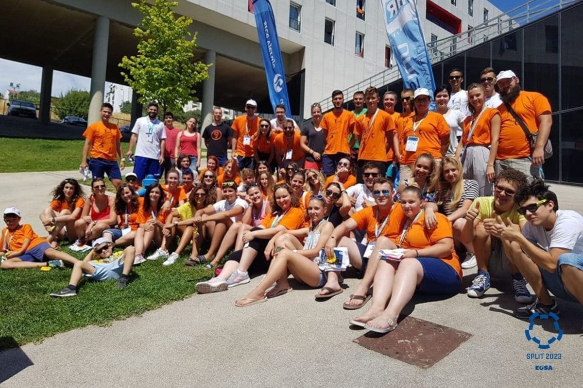 Volonteri, sretan vam vaš dan!