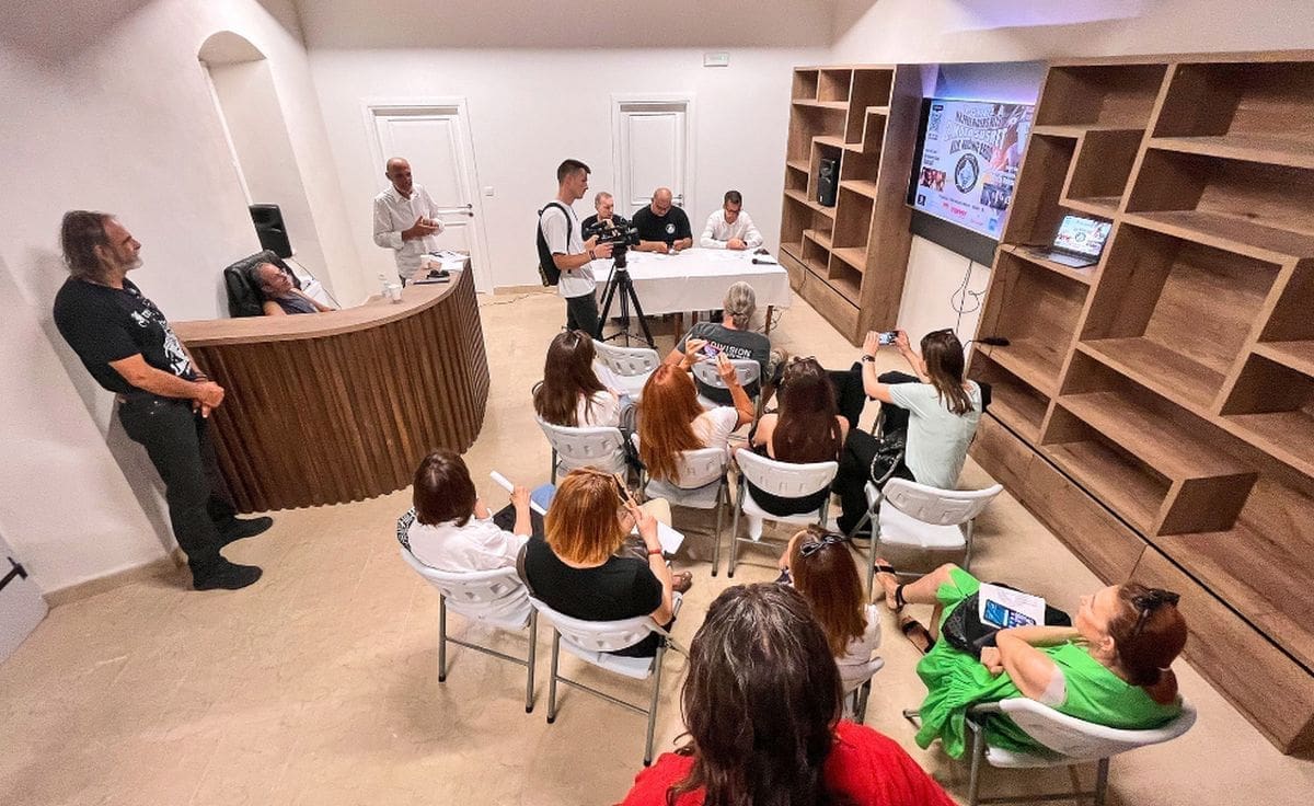 Free Ridersi za vikend najavljuju spektakularnu zabavu na Kočinjem brdu iznad Klisa