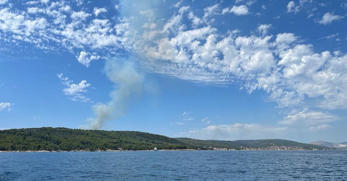 NAJNOVIJI DETALJI NA DALMACIJI DANAS Razgovarali smo sa županijskim vatrogasnim zapovjednikom: 'Na požarištu mjestimično još ima..'
