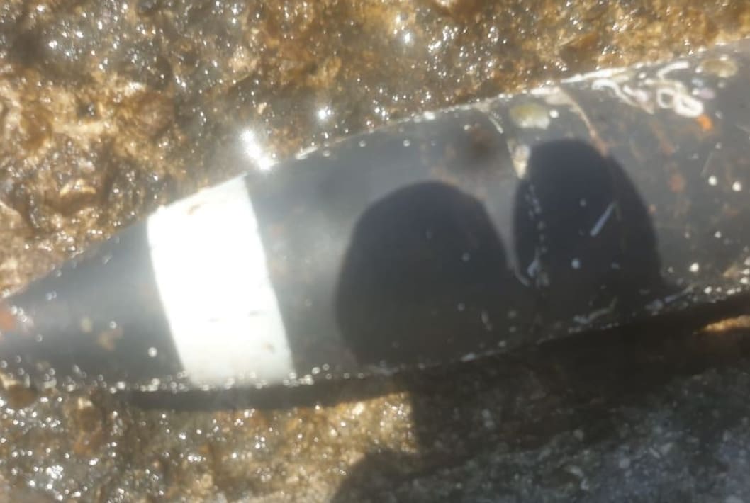 DA TI SE SLEDI KRV U ŽILAMA Dječak na dalmatinskoj plaži izronio aktivnu topničku granatu: "Jedna ju je žena nosala po plaži!"