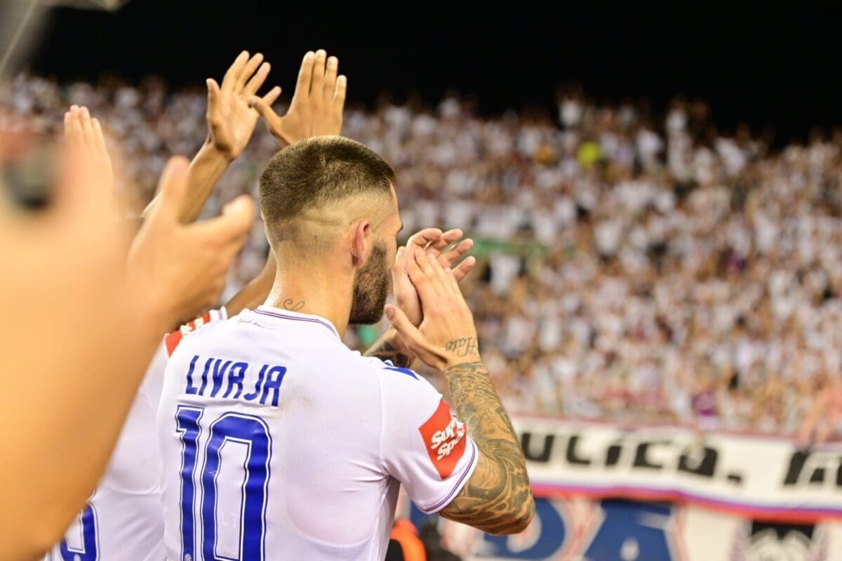LIVAJA: "Stanje u Ateni je loše za nogomet, a ja karijeru želim završiti u Hajduku"