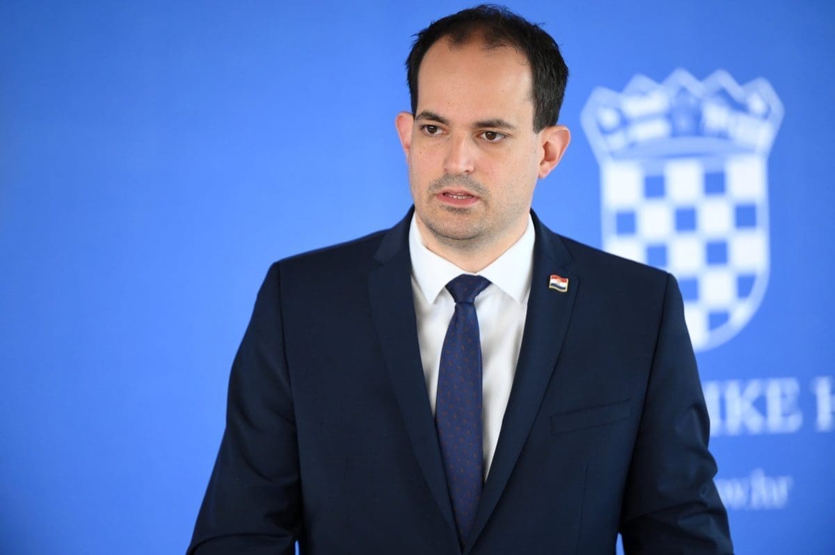 MINISTAR NE ODUSTAJE Javnost će ostati uskraćena za informacije od javnog interesa?: "Gle čuda, sve se pokušava provesti u superizbornoj godini"