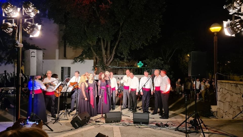 KUD "Filip Dević" vraća klapsku pismu na ulice grada: "Vratimo pismu tamo di je stala"