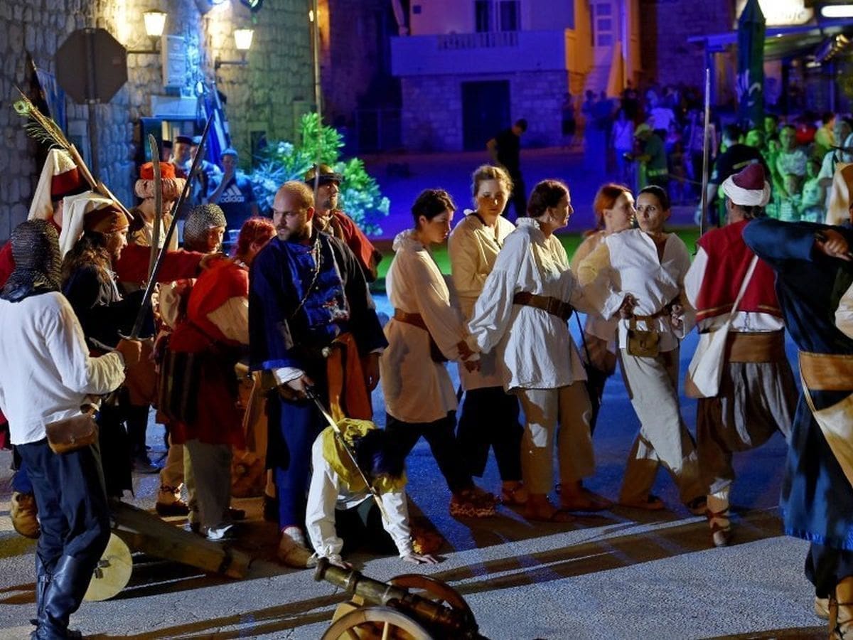 Oživljavanje jedinstvene priče o hrabrosti marinskih žena