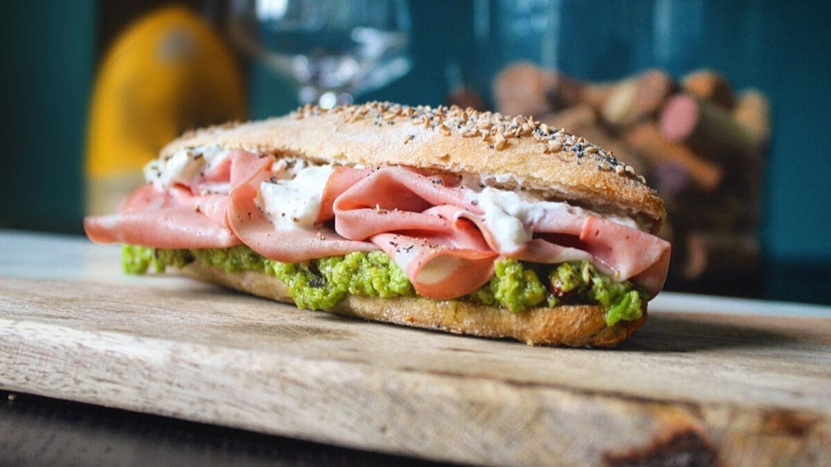 mortadella sendwich 1590x894