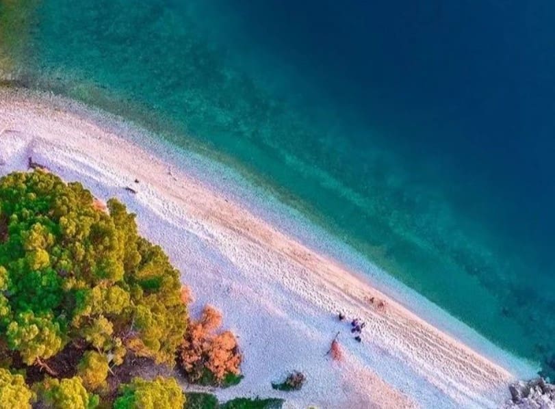 NE, NISU MALDIVI, NADOMAK RUKE NAM JE! Ovoj plaži kod Makarske divi se cijeli svijet, jeste li je već posjetili?