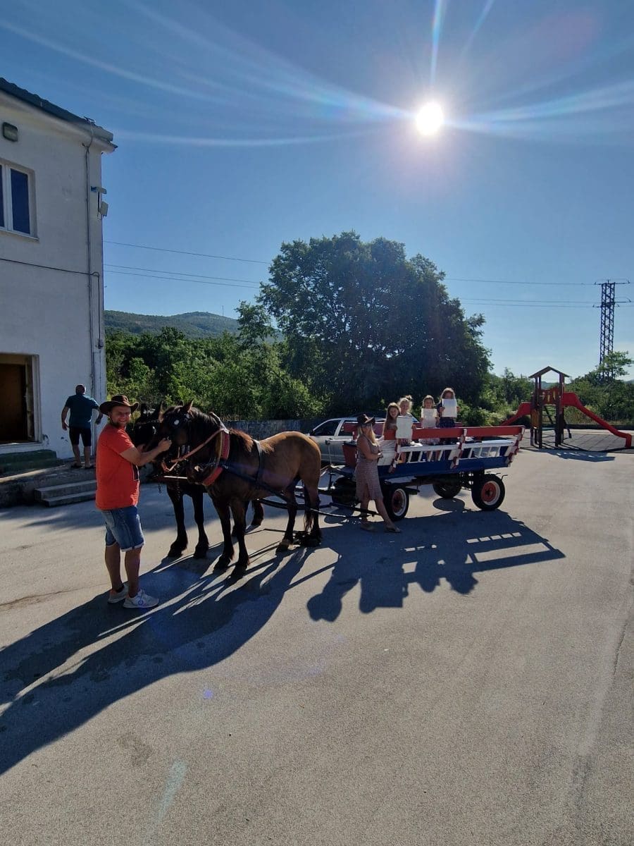 podrucna skola lecevica 4 