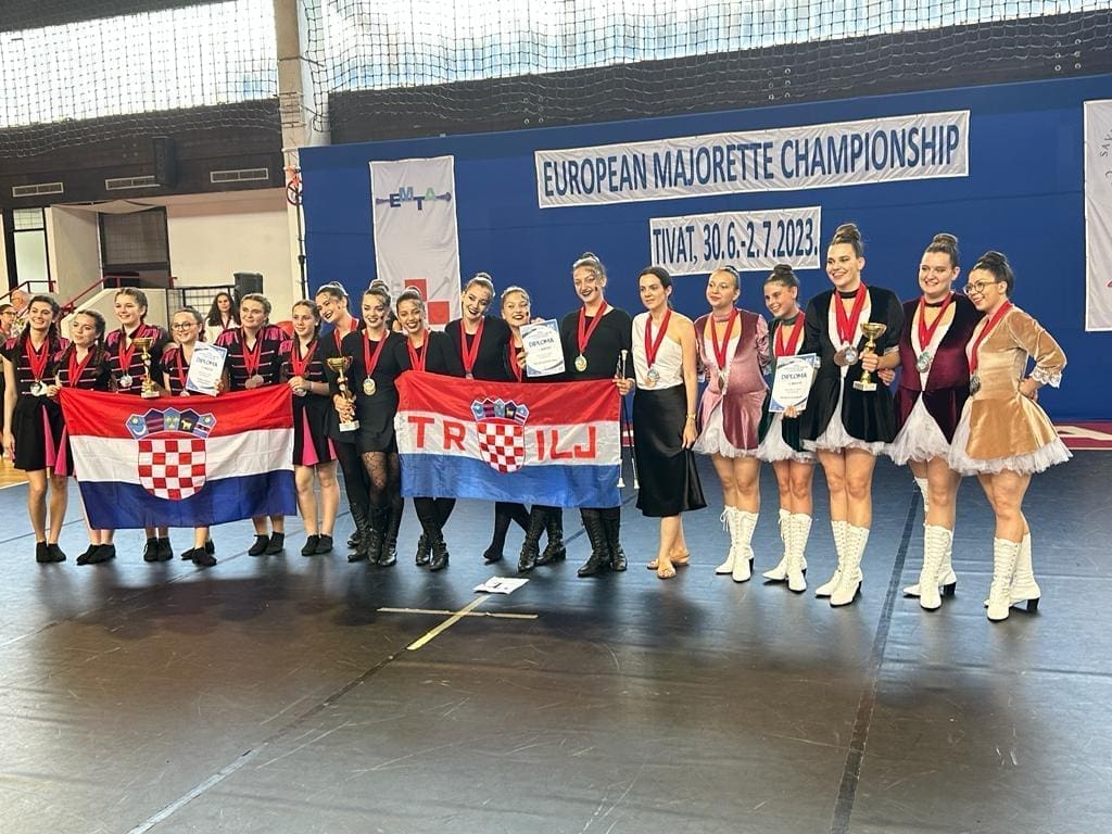 triljske mazoretkinje 6 