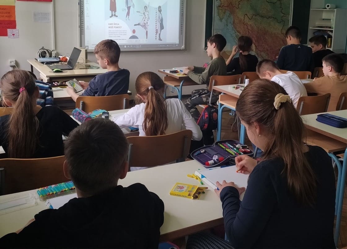 Školarci ujedinjeni u podršci djeci na bolničkom liječenju