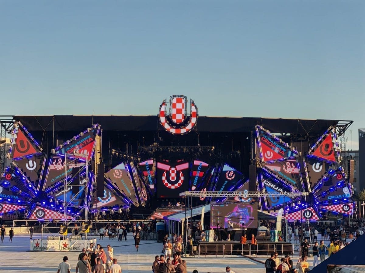 ultra prva vecer pocetak 1