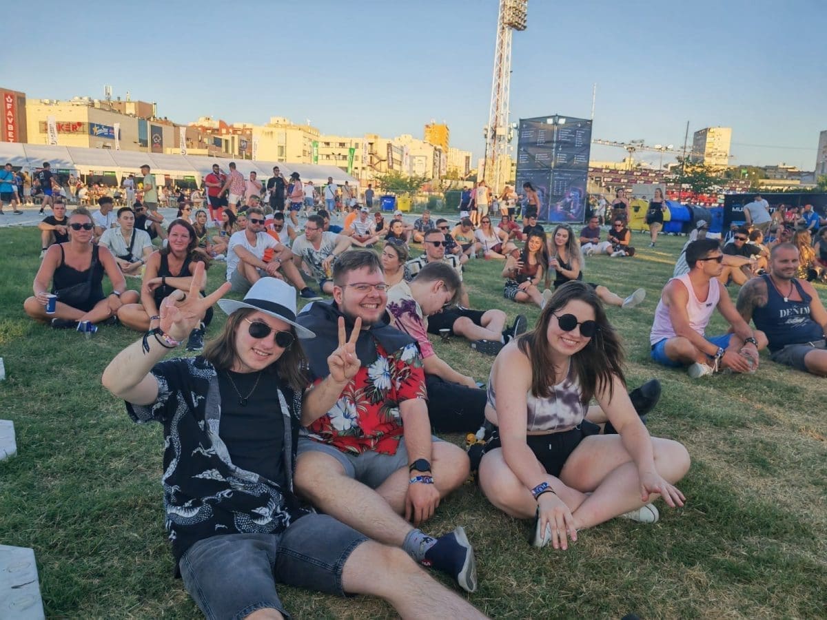 PARK MLADEŽI SE PUNI, ATMOSFERA SE LAGANO ZAHUKTAVA Pogledajte kako izgleda mjesto koje okuplja ekipu iz cijelog svijeta