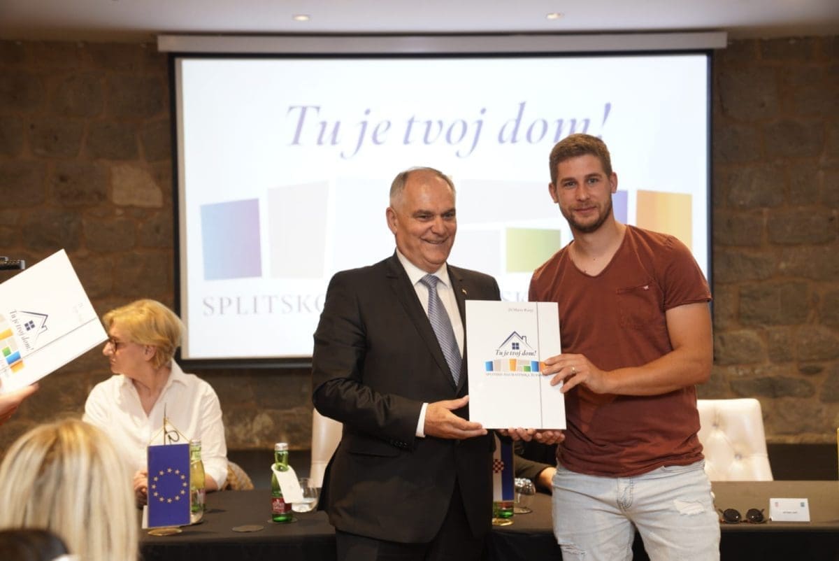 Župan dodijelio novih 46 ugovora iz programa "Tu je tvoj dom"