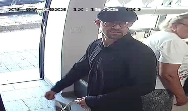 Poznajte li ovog muškarca?