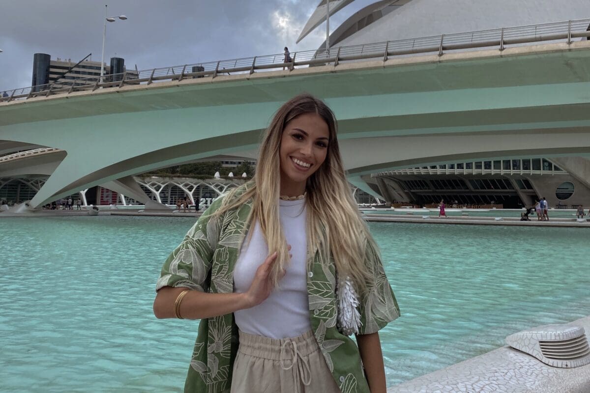 Proćakulali smo sa splitskom arhitekticom koja je modna inspiracija mnogim djevojkama: "Često se uhvatimo da svoj stvarni život uspoređujemo s nečijim 'Instagram' životom"