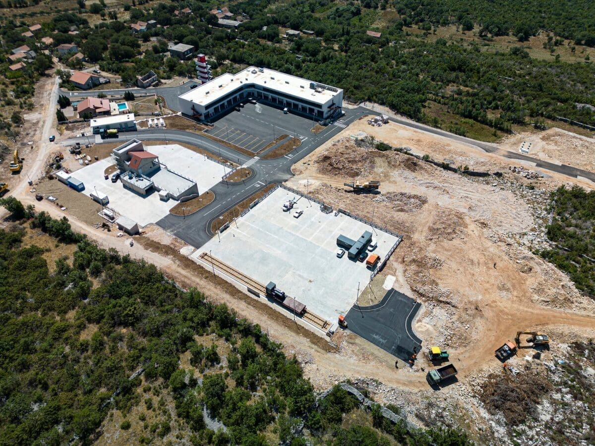 NA KLISU SE RADI PUNOM PAROM Od ulica do vrtića. Evo što se sve sprema....