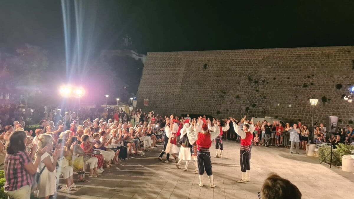 kud devic ispred hnk 11 