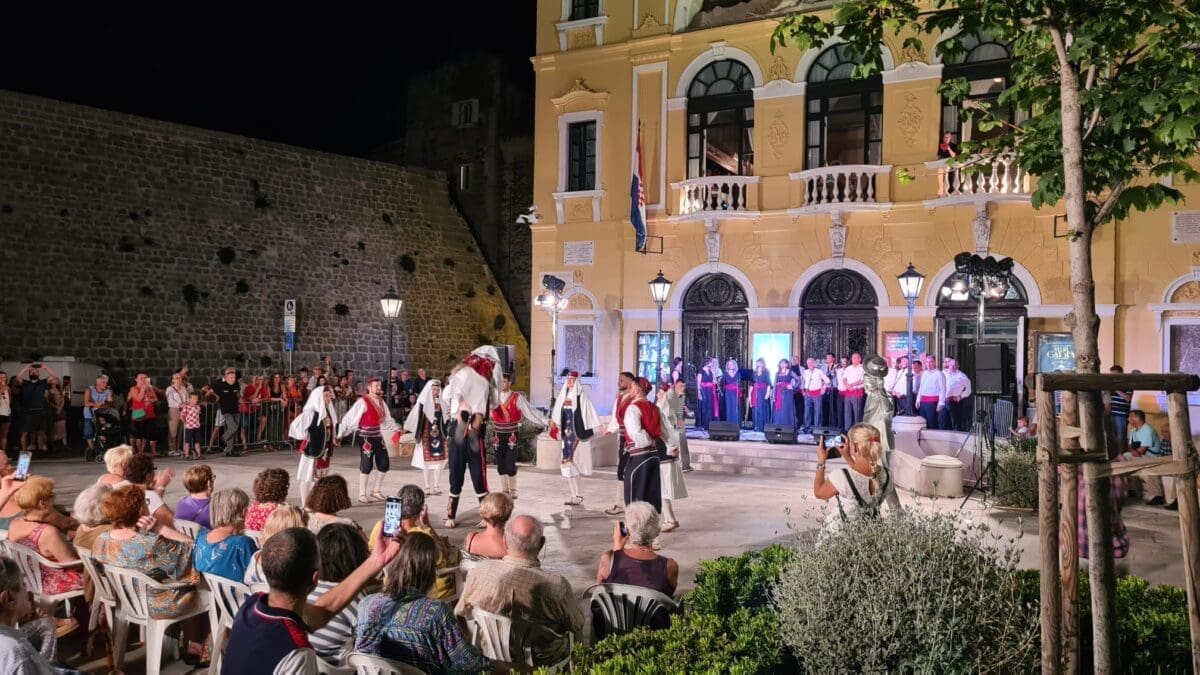 kud devic ispred hnk 9 