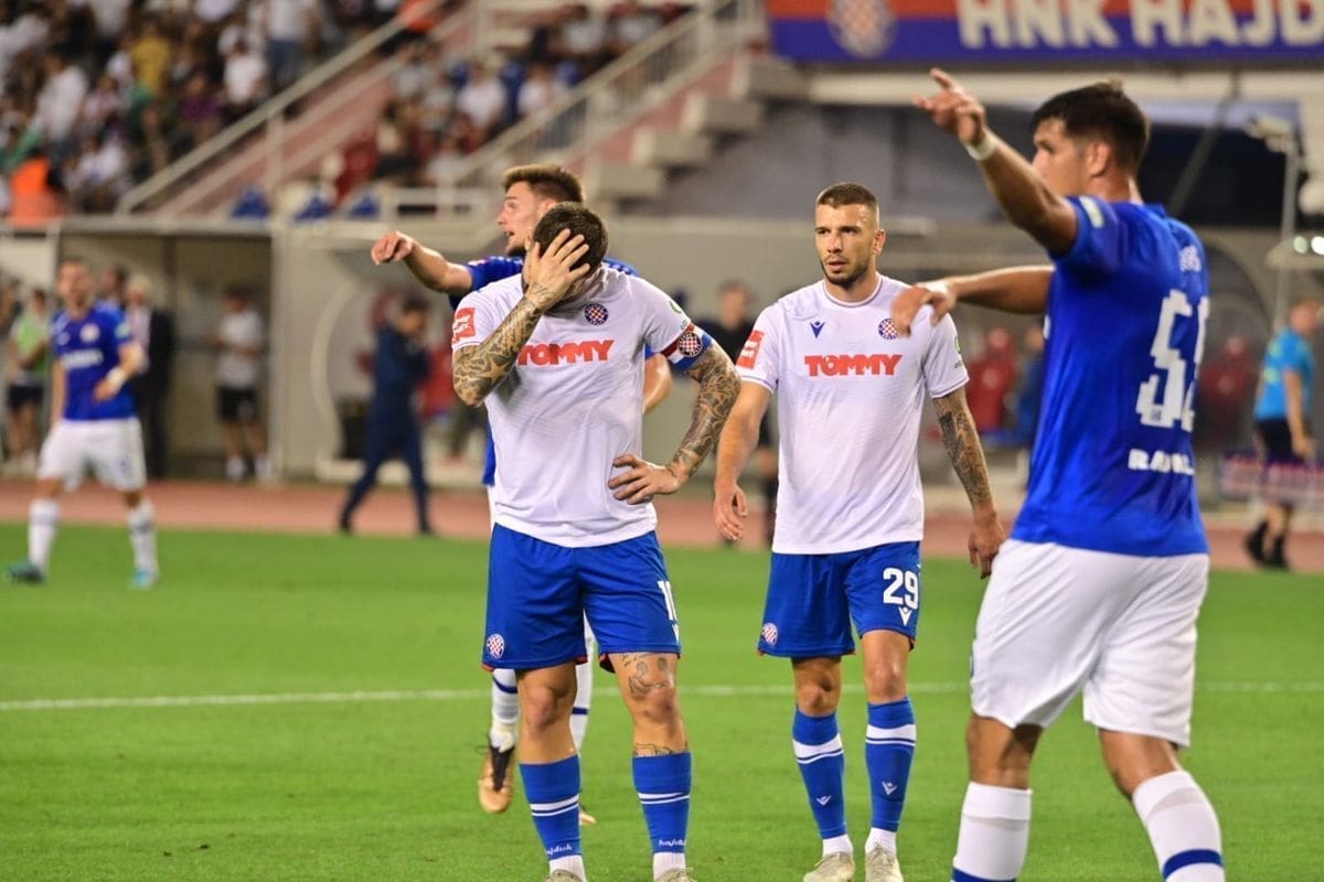 Hajduk – Slaven Belupo 0-0: Bijeli propustili povesti u prvome poluvremenu, Marković obranio Livajin jedanaesterac