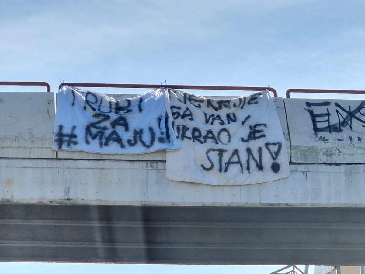 transparenti maja derek podrska mertojak  1 