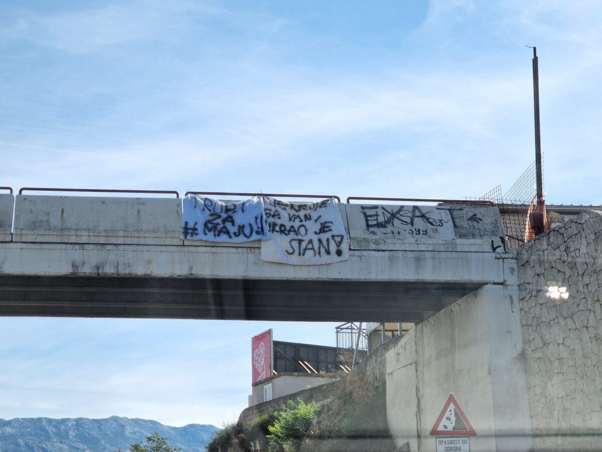 transparenti maja derek podrska mertojak  3 