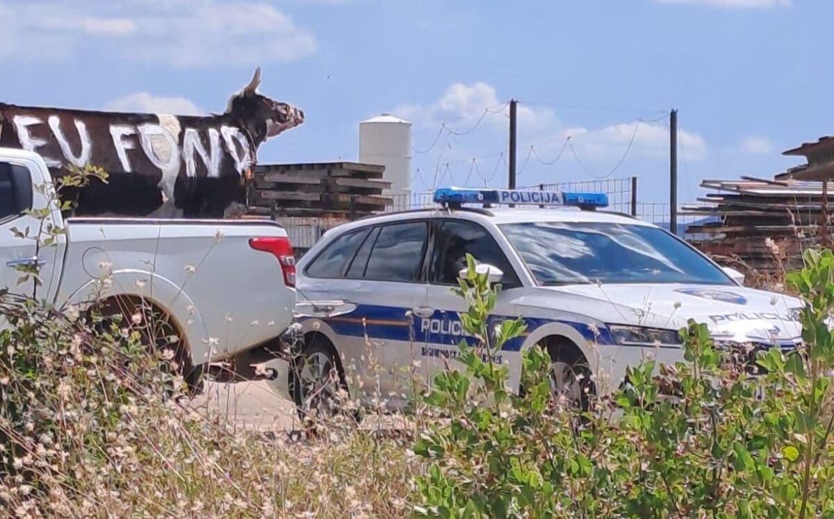 Ministrica imala konferenciju u Trilju. Ljudi htjeli prosvjedovati, MUP ih spriječio