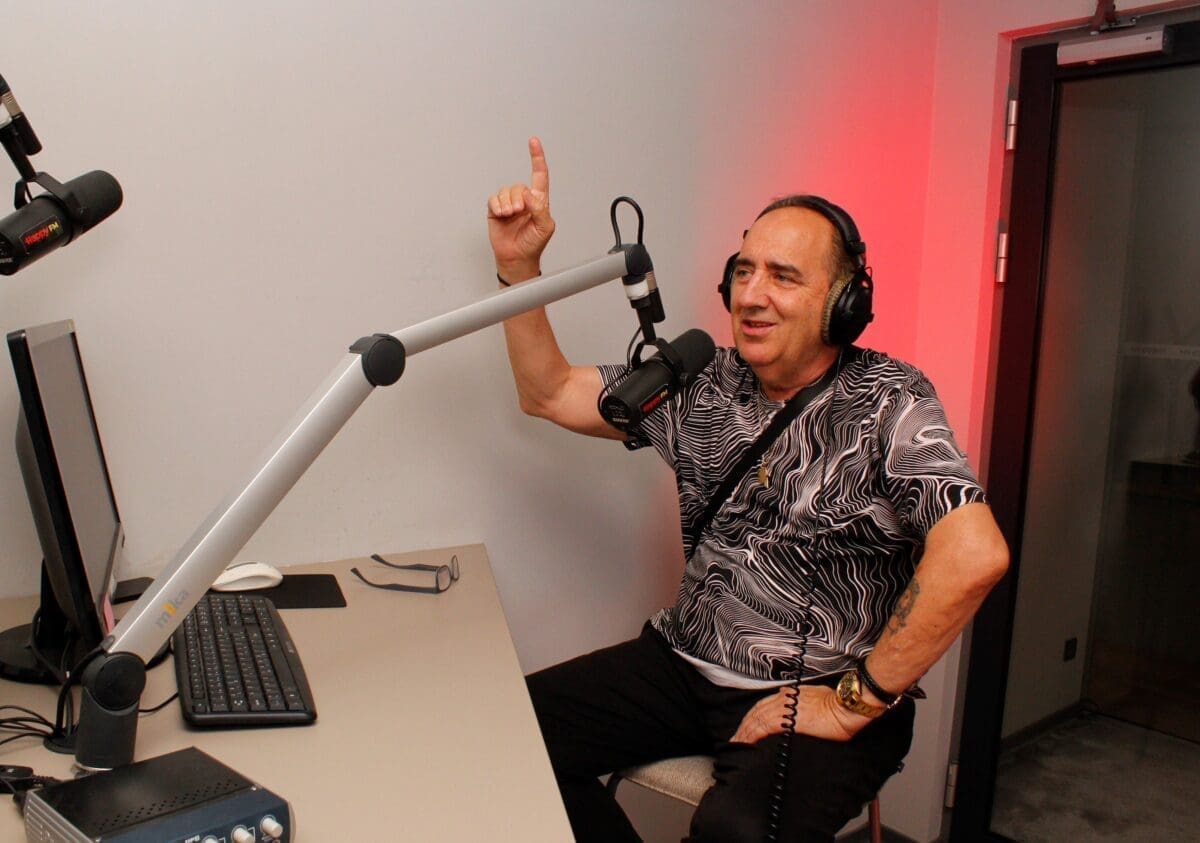 Grdović otkrio zanimljivosti s putovanja: 'Vodio sam Severinu na turneju, a Duško Lokin je bio menager. Non stop svađali zbog šoldi'