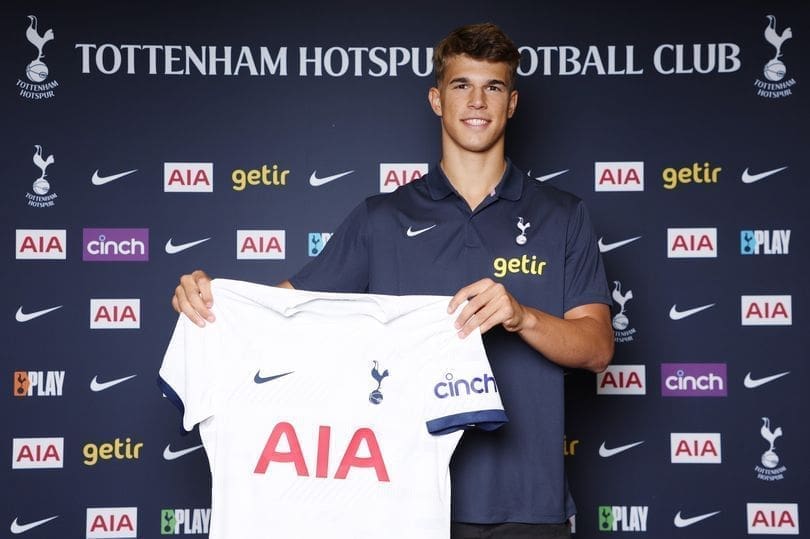 HLADNI TUŠ IZ POLJSKE Klub ne pušta Luku Vuškovića u mladu reprezentaciju?