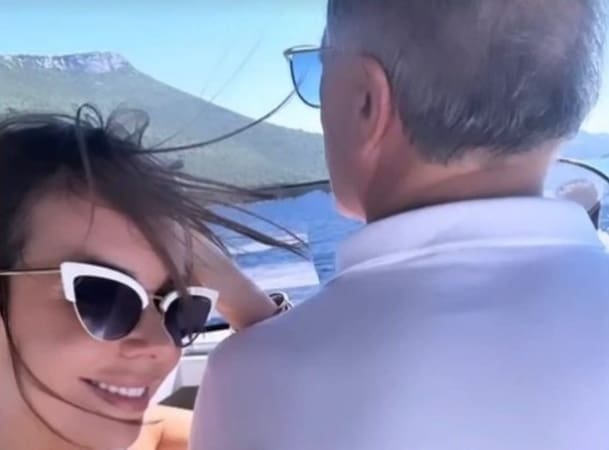 KAKVO RUGANJE S HRVATSKIM PRAVOSUĐEM Bjegunac Mamić s curom Jelenom ljetuje u Neumu?