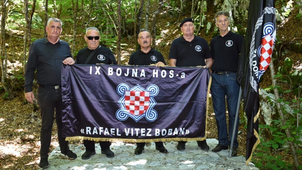 Gradonačelnik Bulj odao počast žrtvama komunizma na Husinoj jami