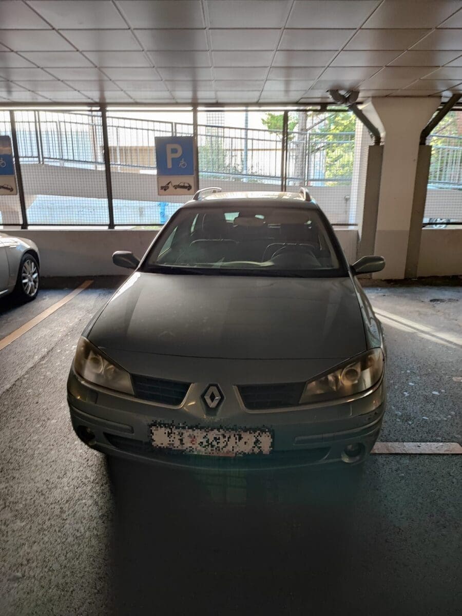 parkiranje invalidsko misto kaufland 1