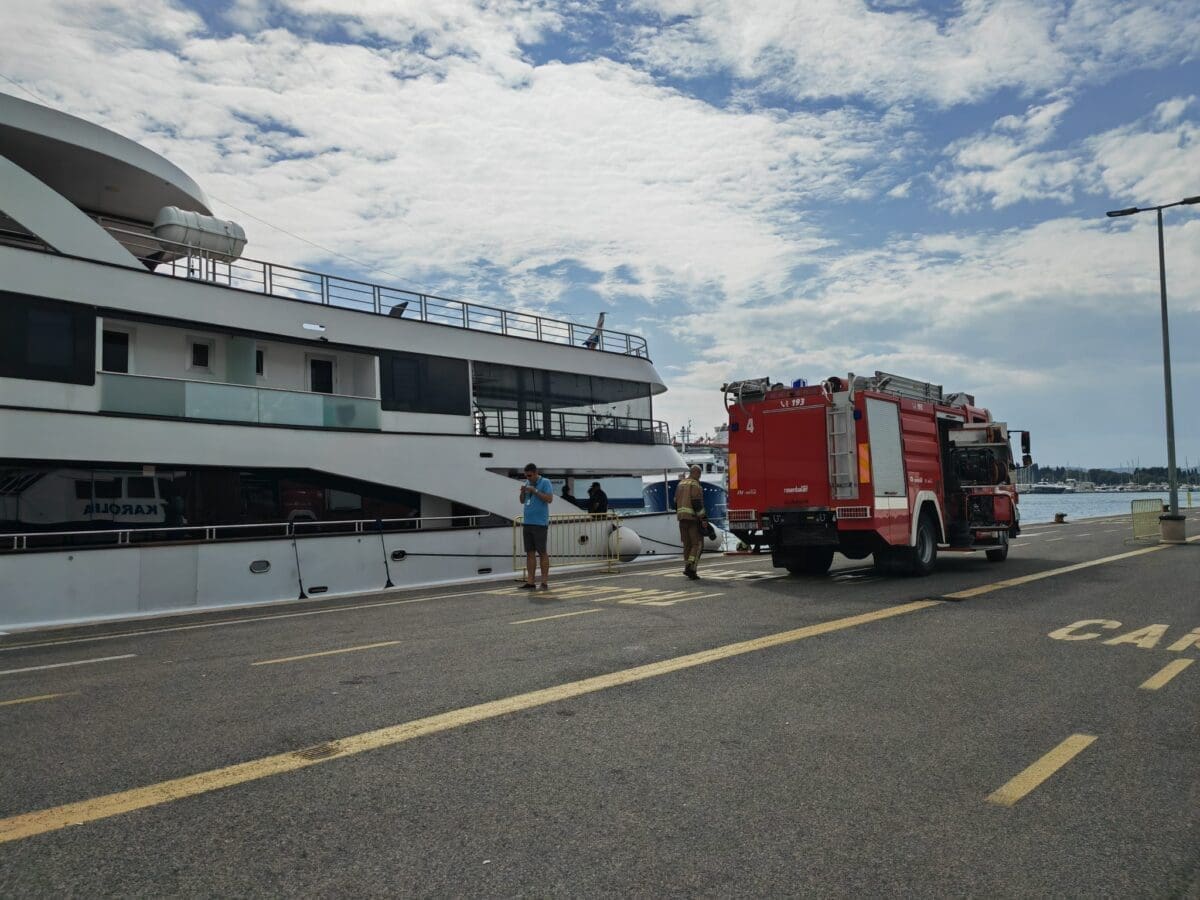 pozar splitska luka 5