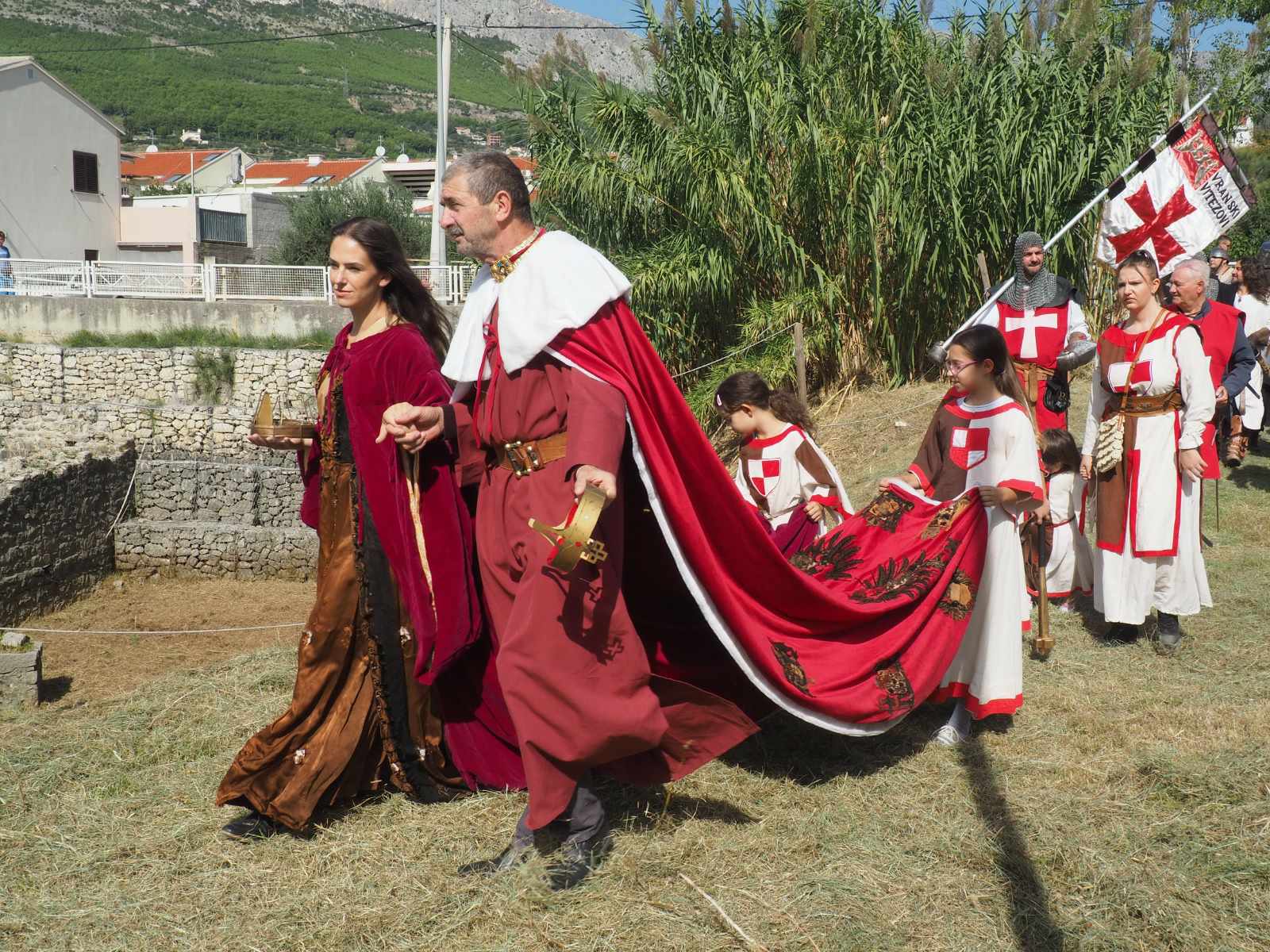 Od Gospina otoka do "Šuplje crkve": Odana počast Jeleni "Slavnoj" i Dmitru Zvonimiru!