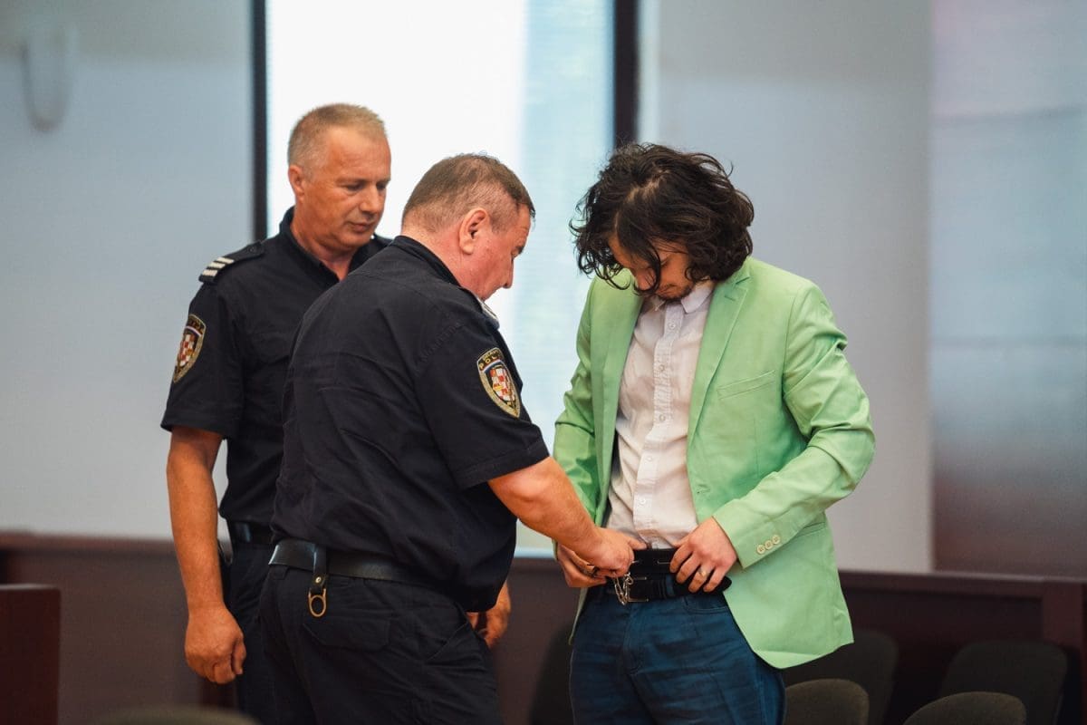 10 13 filip zavadlav 2