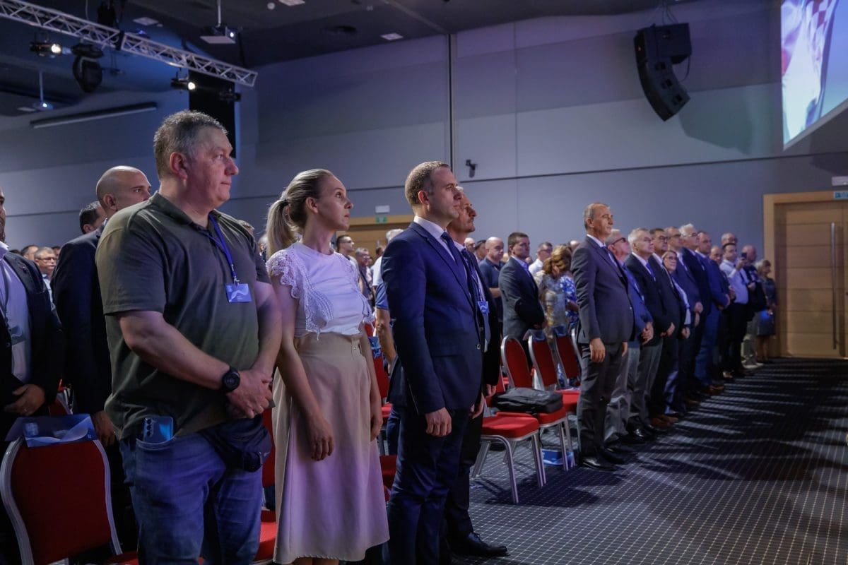 15 DIE sve ano otvorenje 2 