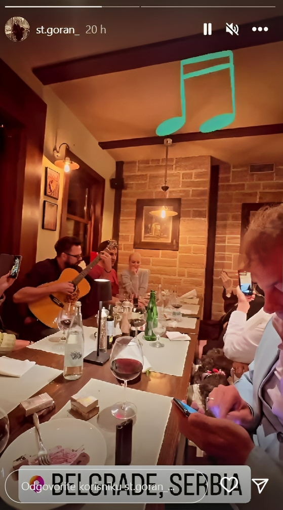 24363972 20b2 407b 8c80 80cc24b23431