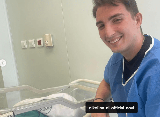 STIGLA PRINOVA Natjecatelj 'Zvezda Granda' i splitska pjevačica postali roditelji djevojčice, otkrili i ime