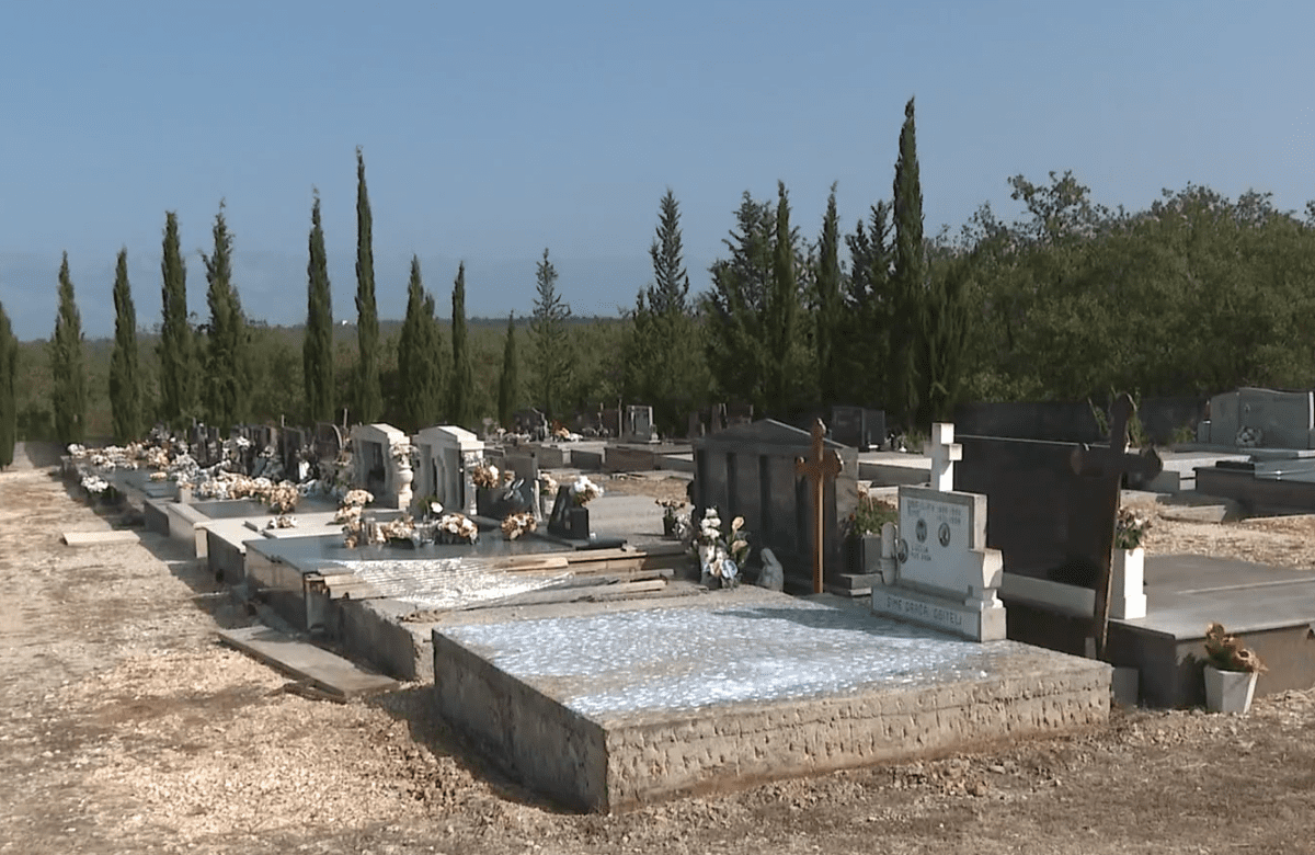 KOMUNALNO PODUZEĆE TRAŽI UKLANJANJE NADGROBNOG SPOMENIKA, OBITELJ SE PROTIVI Razlog je bizaran ili pak ne?