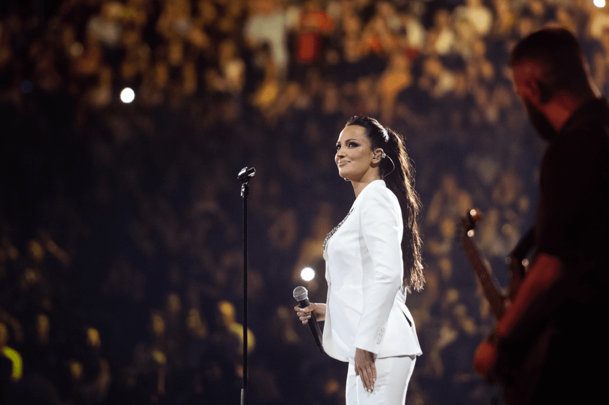 Nakon što je u jednom danu rasprodala treću zagrebačku Arenu, poznat datum i četvrtog koncerta: "Ovo je stvarno čudo i ovo stvarno nisam očekivala, želim da sve četiri večeri budu za pamćenje!"