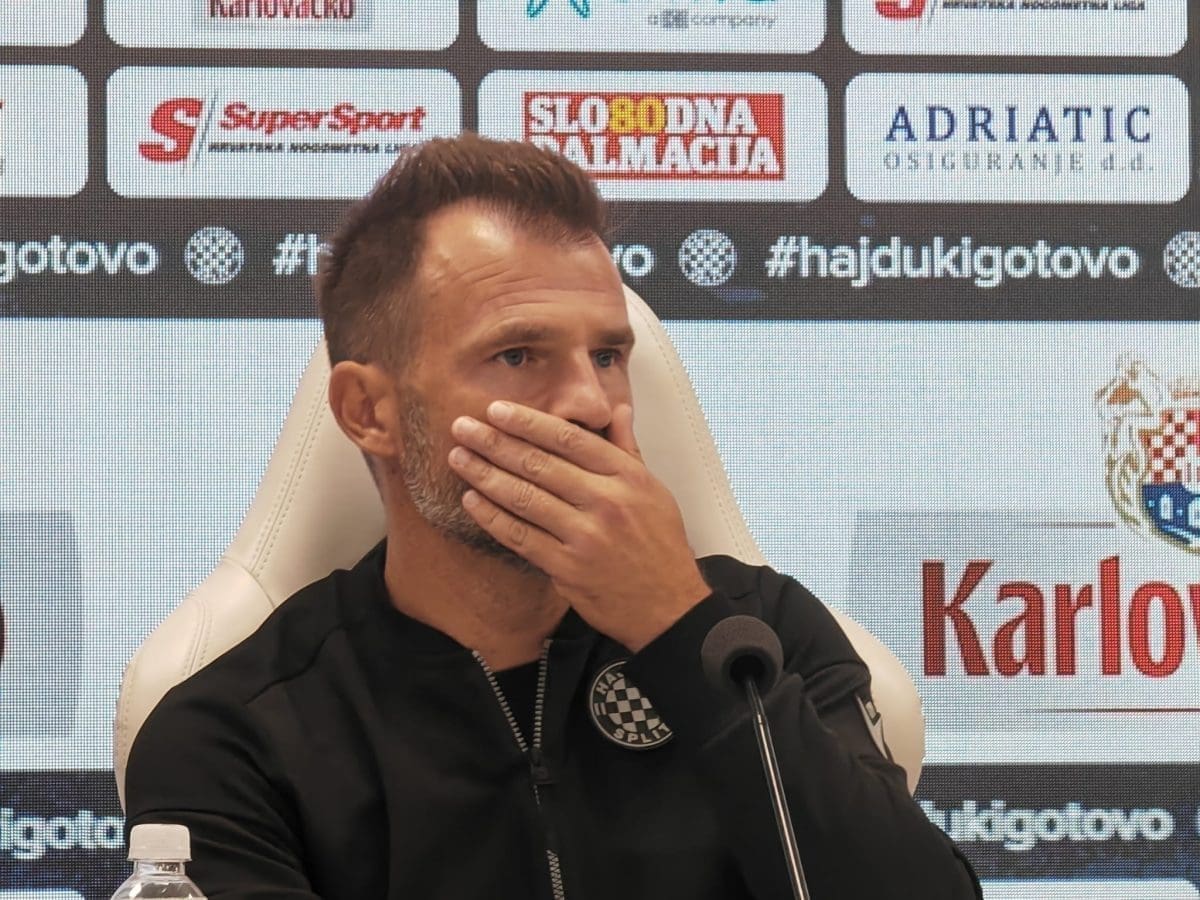 Bivši Hajdukov trener nedavno preuzeo novi klub. Sad mu se ekipa raspada jer kasne plaće