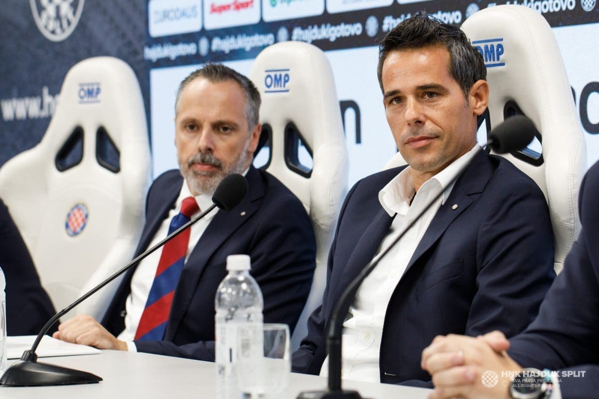 KAROGLAN: "Nije ovo utakmica kao i svaka druga, derbi je. Mi ćemo u ponedjeljak svakako biti prvi na ljestvici"