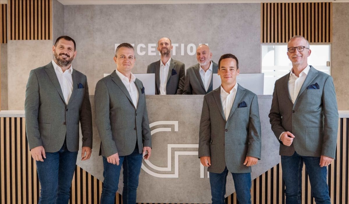 "Stavljam sve na ovu ljubav": Pogledajte kako se klapa Kampanel snašla u neobičnim ulogama