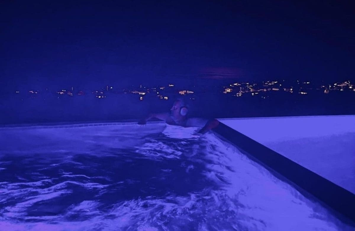 Posljednja objava Perryja kao zlokobno predskazanje: Slikao se u jacuzziju u kojem je preminuo