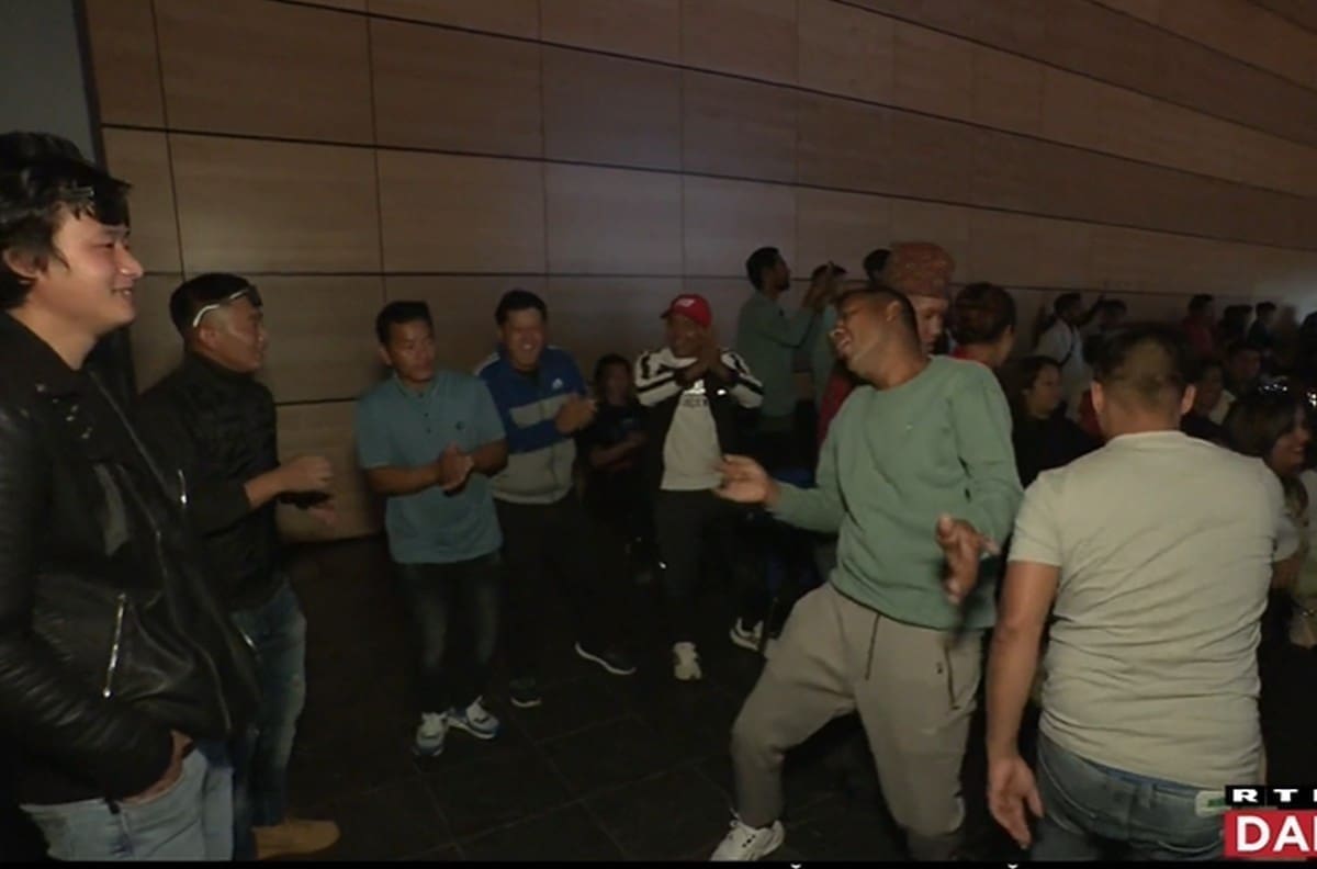 'ZBOG TEBE NISAM OKA SKLOPIO' Nepalci proslavili svoj najveći festival uz Bebekovu pjesmu: Cijela dvorana pjeva u jedan glas