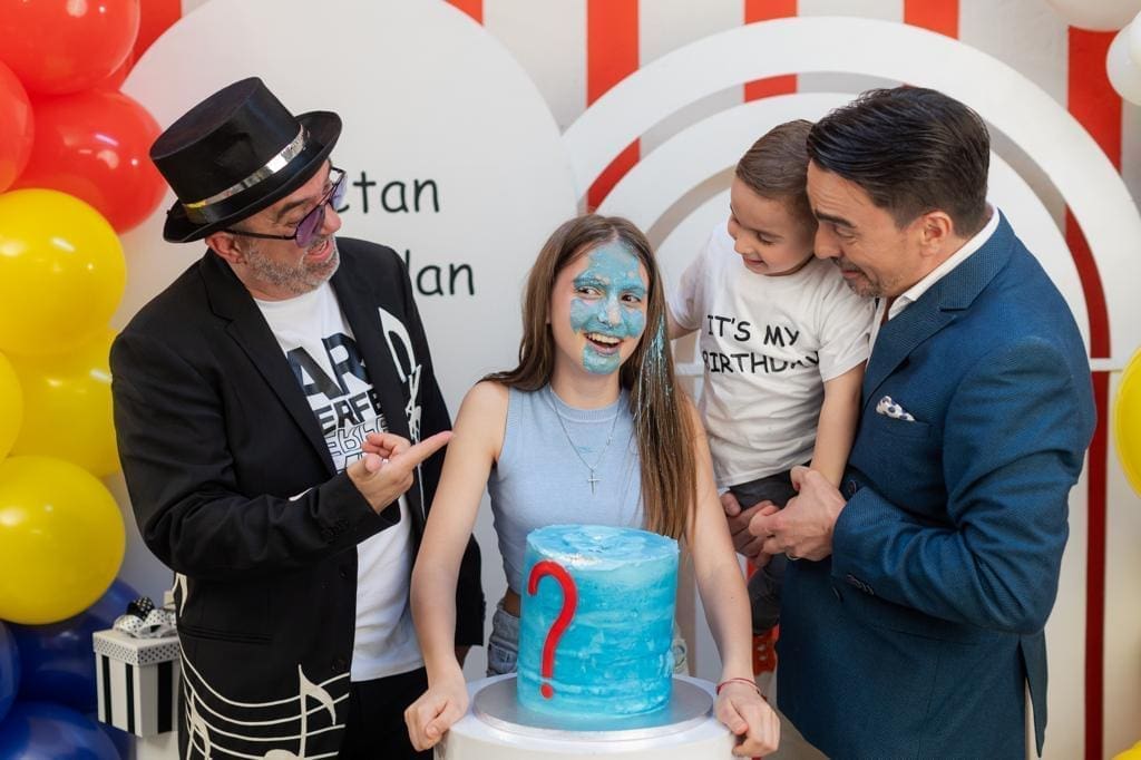 IZ SPLITA DOLAZI SLAVLJENIČKI HIT KOJI SE DUGO ČEKAO Čarobni animatori i Jole snimili spot koji će oduševiti svu djecu