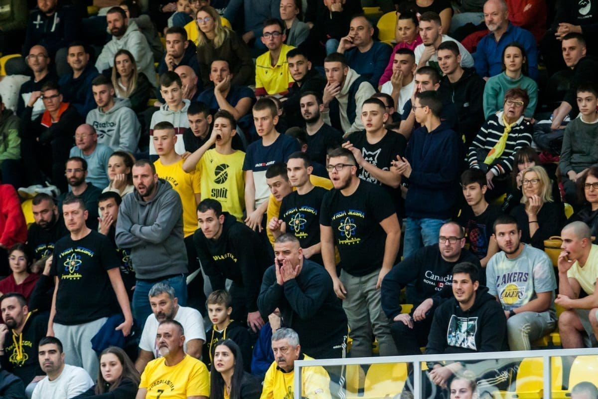 SPLIT – ZADAR 75-82: Drugi ovosezonski susret otišao je ponovno na stranu Zadra, Božić upisao nestvarni triple-double učinak